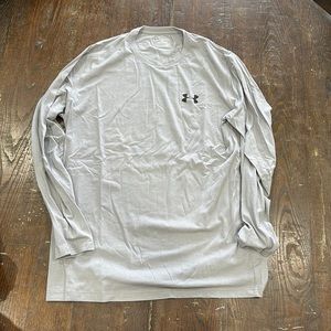 Long sleeve Under Armour stretch fabric shirt. Worn a time or two.